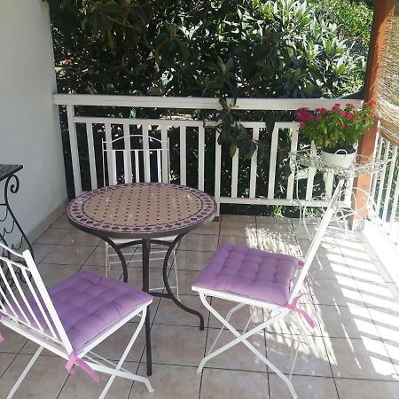 Noor Apartment And Room Хвар Екстер'єр фото