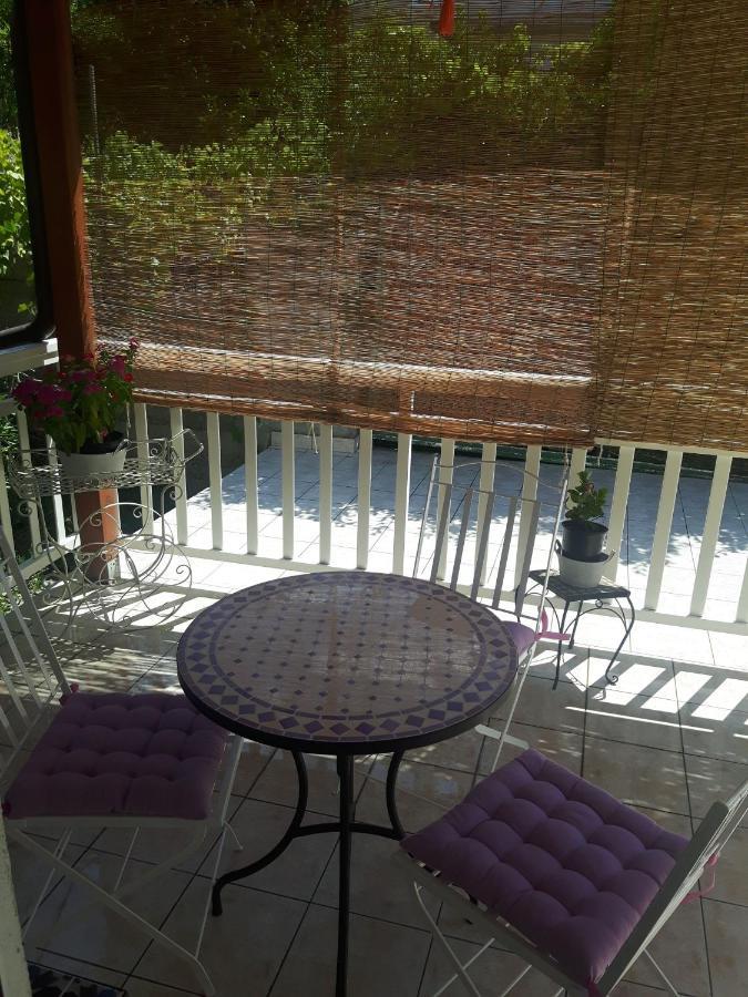 Noor Apartment And Room Хвар Екстер'єр фото